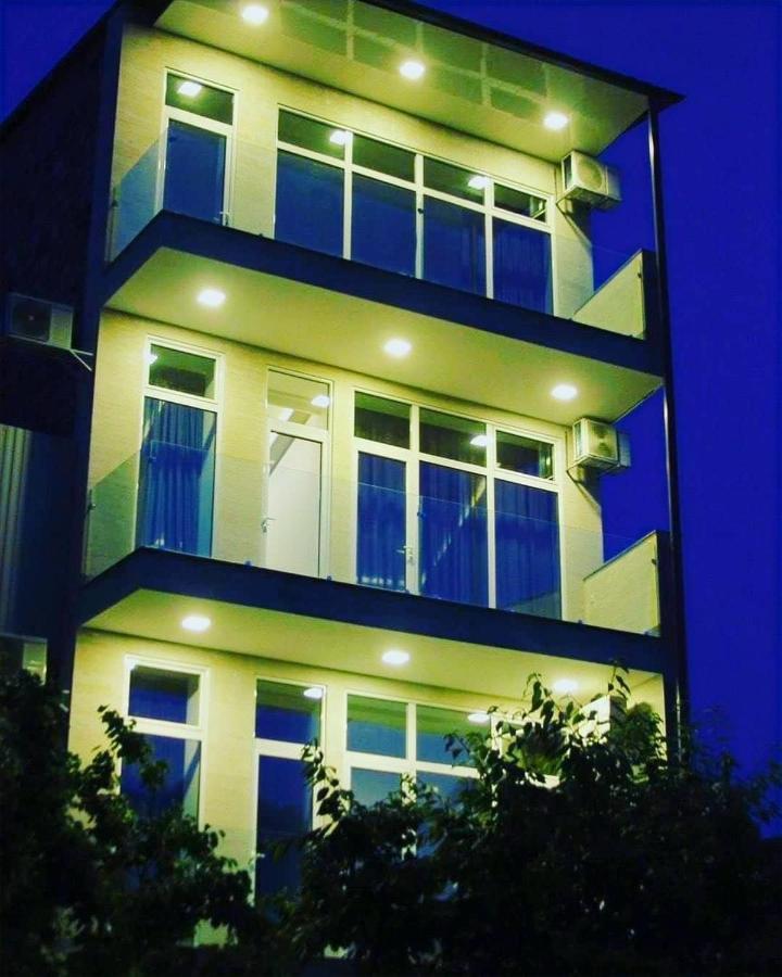 Puzzle Space Hostel Yerevan Exterior photo