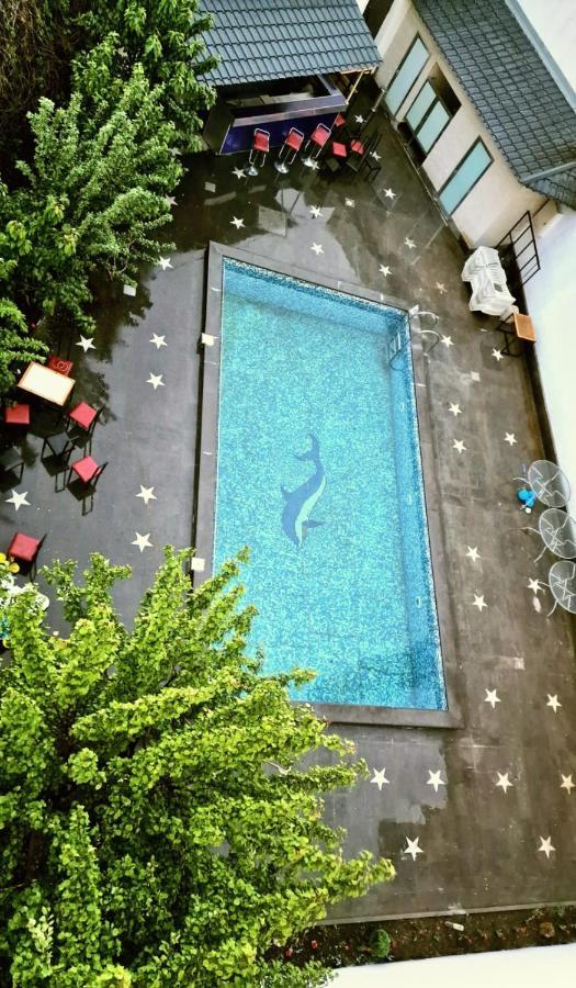 Puzzle Space Hostel Yerevan Exterior photo